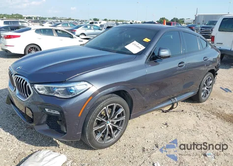 2021 BMW X6 Sdrive40I z USA, uszkodzony, nr VIN 5UXCY4C08M9G09168